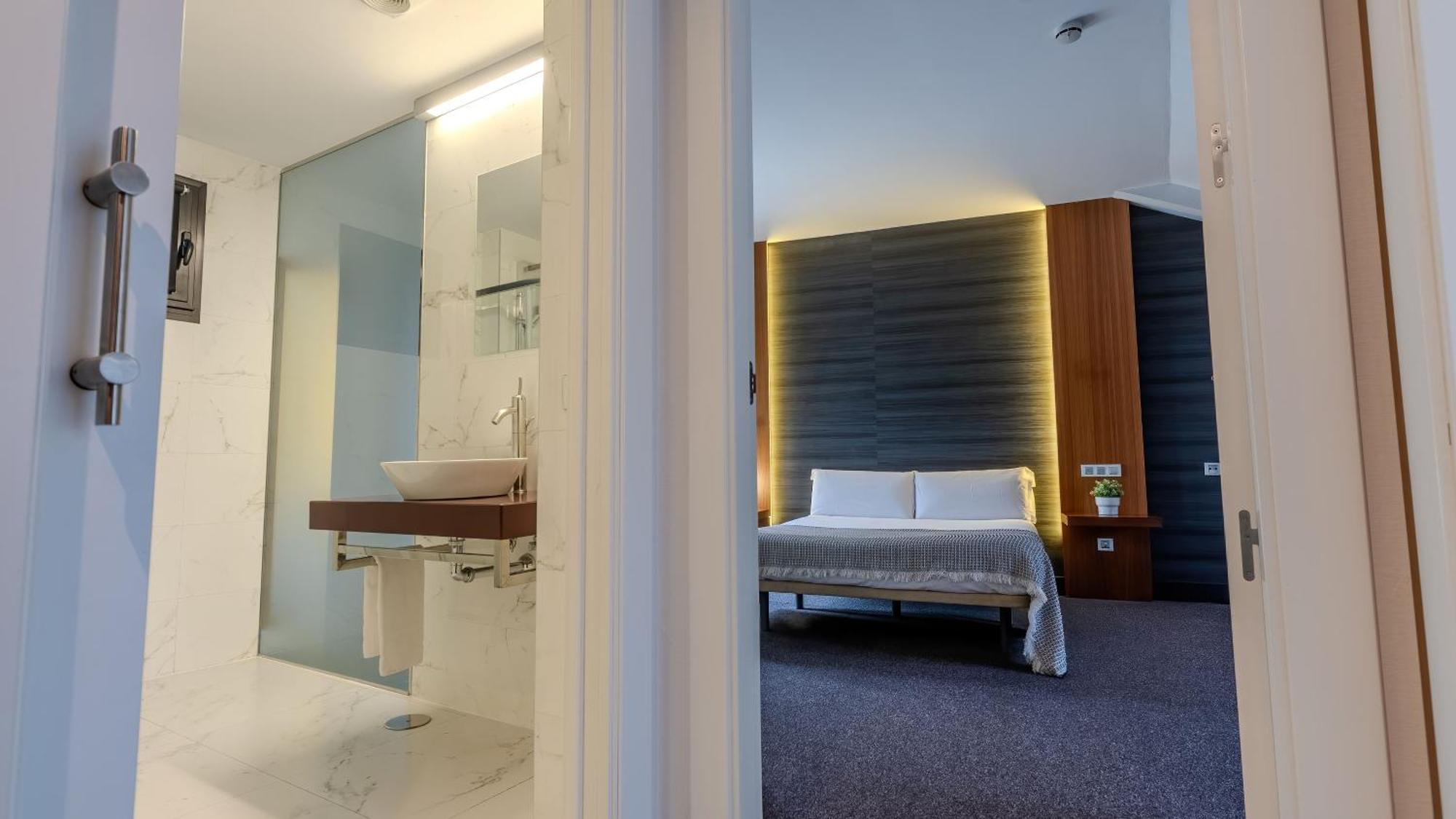 Hotel Barrio Humedo By Gaiarooms León Zewnętrze zdjęcie