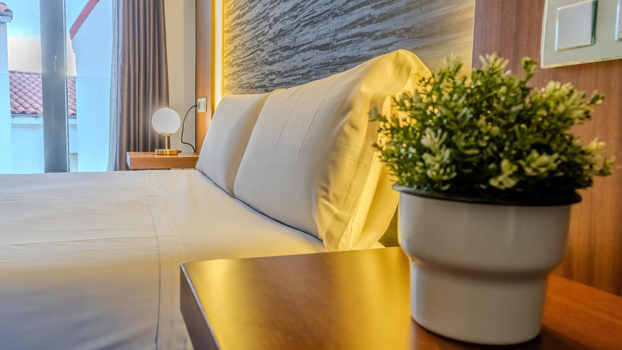 Hotel Barrio Humedo By Gaiarooms León Zewnętrze zdjęcie